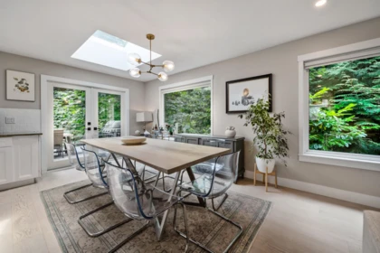 Kitchen Island Photo of 6240 St. Georges Avenue, West Vancouver, BC