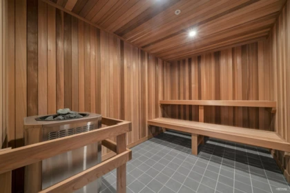 Entry Foyer Photo of 1307 13768 100 Avenue, Surrey, BC