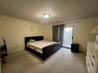 Basement Recreation Room Photo of 15097 95 Avenue, Surrey, BC