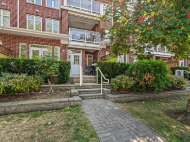 Outdoor Deck Photo of 124 4280 Moncton Street, Richmond, BC