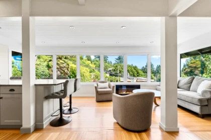 Family Room Photo of 445 N Oxley Street, West Vancouver, BC