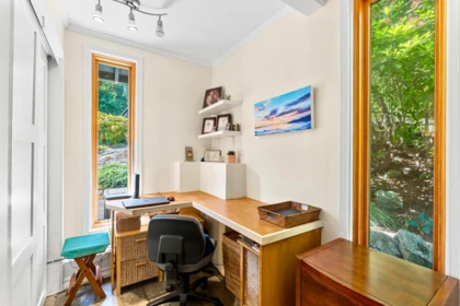 Guest Bathroom Photo of 445 N Oxley Street, West Vancouver, BC