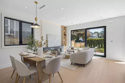 Breakfast Nook Photo of 1 2815 Trinity Street, Vancouver, BC