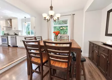 Kitchen Island Photo of 20986 93a Avenue, Langley, BC
