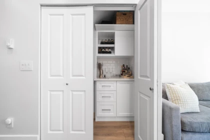 Walk-In Closet Photo of 223 368 Ellesmere Avenue, Burnaby, BC