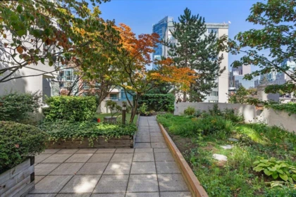 Hot Tub / Spa Photo of 904 1127 Barclay Street, Vancouver, BC