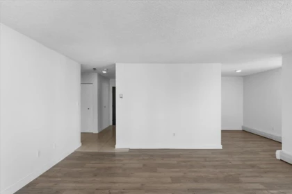 Primary Bathroom Photo of 904 1127 Barclay Street, Vancouver, BC