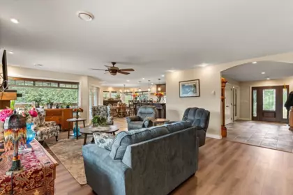 Basement Recreation Room Photo of 6260 Sumas Prairie Road, Sardis - Greendale, BC