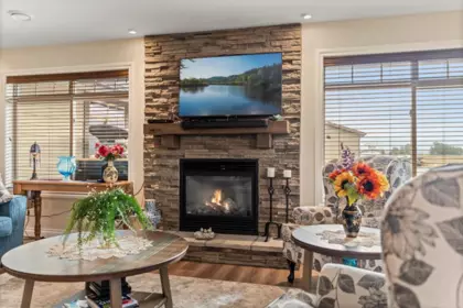 Breakfast Nook Photo of 6260 Sumas Prairie Road, Sardis - Greendale, BC
