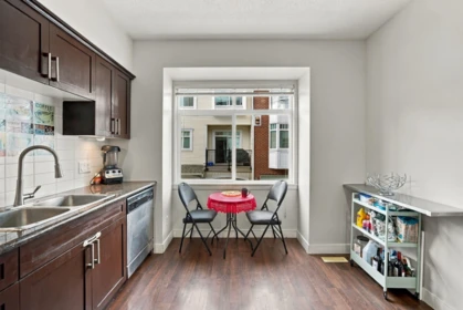 Kitchen Photo of 36 19551 66 Avenue, Surrey, BC