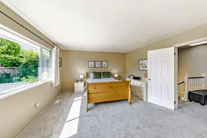 Mudroom Photo of 1328 Honeysuckle Lane, Coquitlam, BC