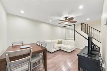 Basement Recreation Room Photo of 5 1240 Falcon Drive, Coquitlam, BC