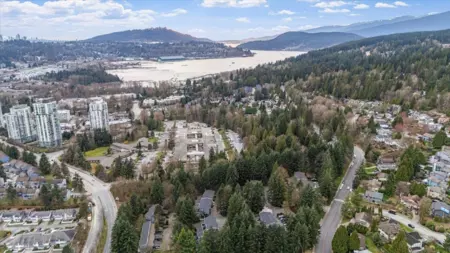 Community Amenities Photo (Clubhouse) of 5 1240 Falcon Drive, Coquitlam, BC