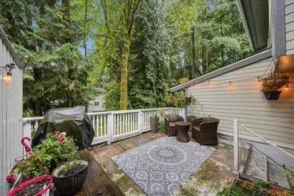 Kitchen Photo of 5 1240 Falcon Drive, Coquitlam, BC