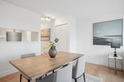 Breakfast Nook Photo of 1204 1833 Frances Street, Vancouver, BC