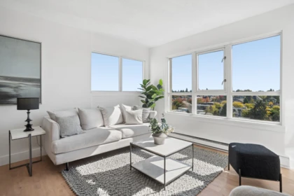 Family Room Photo of 1204 1833 Frances Street, Vancouver, BC