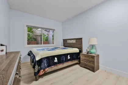 Hallway Photo of 6 13911 16 Avenue, Surrey, BC