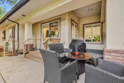 Outdoor Kitchen Photo of 6 13911 16 Avenue, Surrey, BC