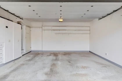 Swimming Pool Photo of 6 13911 16 Avenue, Surrey, BC
