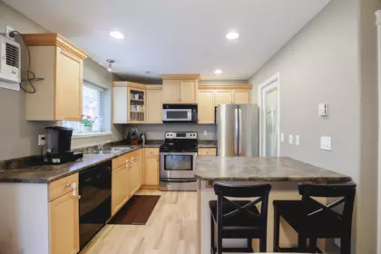 Kitchen Island Photo of 12 5965 Jinkerson Road, Chilliwack, BC