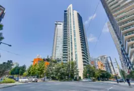 2210 501 Pacific Street, Vancouver, BC