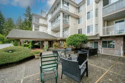 102 2491 Gladwin Road, Abbotsford, BC, Abbotsford — Apartment/Condo for sale