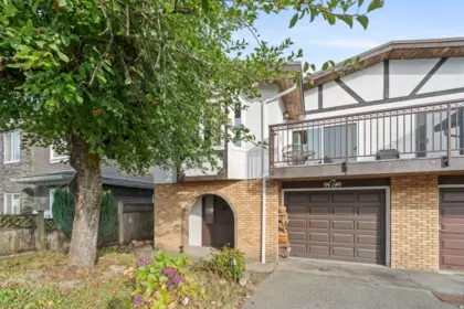 5189 Norfolk Street, Burnaby, BC, Burnaby — Half Duplex for sale