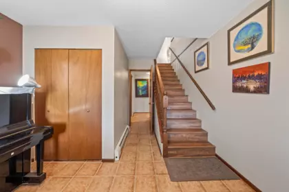 5189 Norfolk Street, Burnaby, BC, Burnaby — Half Duplex for sale