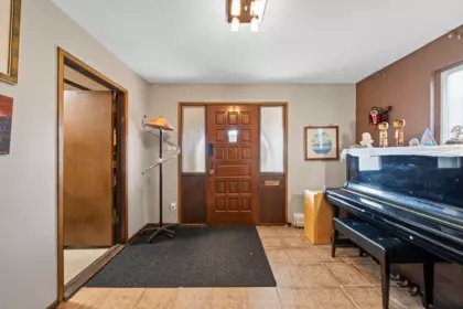 5189 Norfolk Street, Burnaby, BC, Burnaby — Half Duplex for sale