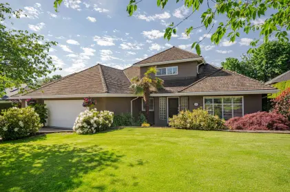 15282 58th Avenue, Surrey, BC, Surrey — Single Family Residence for sale