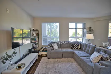 206 12409 Harris Road, Pitt Meadows, BC, Pitt meadows — Apartment/Condo for sale