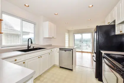 21 3354 Horn Street, Abbotsford, BC, Abbotsford — Townhouse for sale