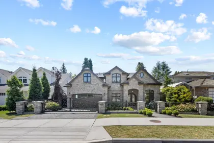 6188 Lochdale Street, Burnaby, BC, Burnaby — Single Family Residence for sale
