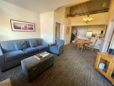 304 4338 Main Street, Whistler, BC, Whistler — Apartment/Condo for sale