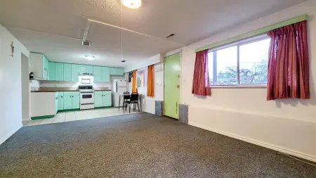 4145 Norfolk Street, Burnaby, BC, Burnaby — Half Duplex for sale