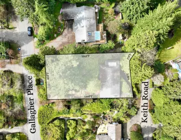 5686 Keith Road, West Vancouver, BC, West Vancouver — Single Family Residence for sale