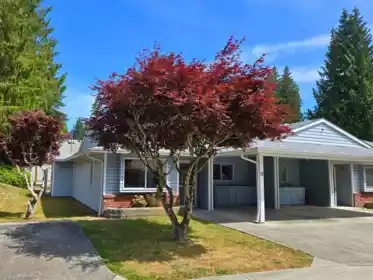 11 824 North Road, Gibsons, BC, Gibsons — Townhouse for sale