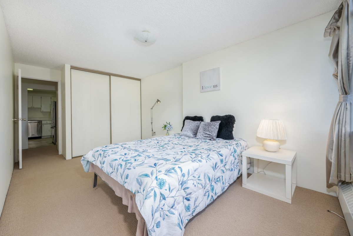 Primary Bathroom Photo of 508 6611 Minoru Boulevard, Richmond, BC