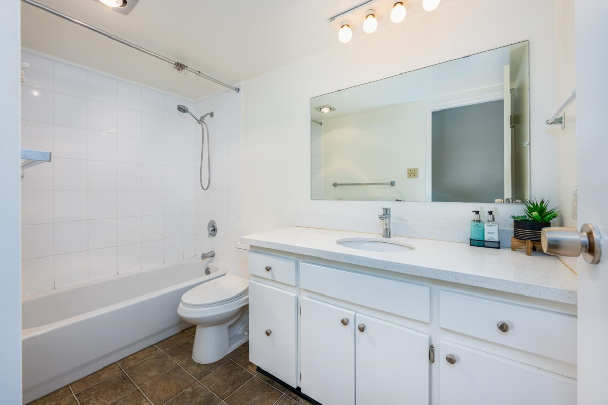 Primary Bedroom Photo of 508 6611 Minoru Boulevard, Richmond, BC