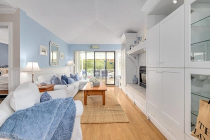 4 14235 18a Avenue, Surrey, BC, Surrey — Townhouse for sale