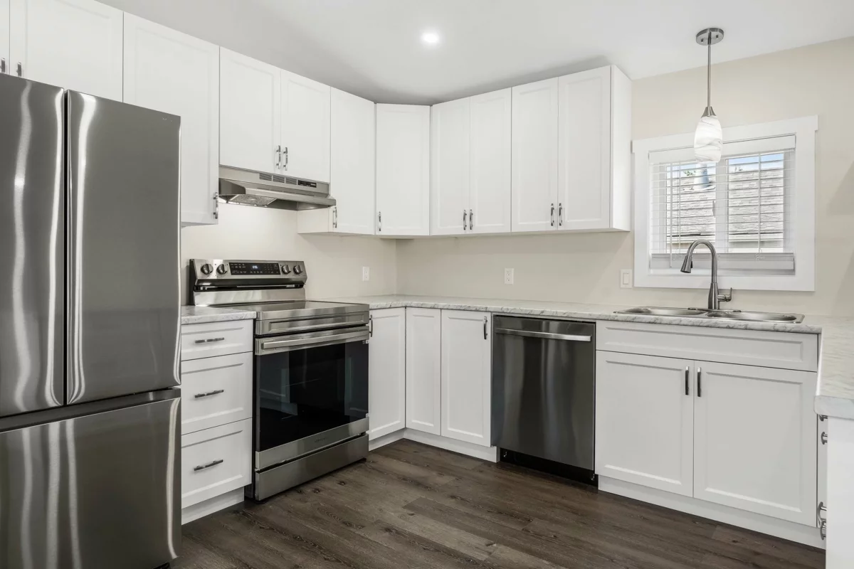 Primary Bathroom Photo of 3 44565 Monte Vista Drive, Chilliwack, BC