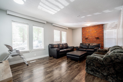 19273 80 Avenue, Surrey, BC