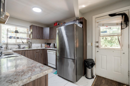 Walk-In Closet Photo of 19273 80 Avenue, Surrey, BC