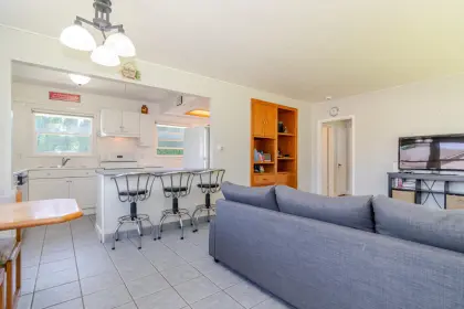 45375 Crescent Drive, Chilliwack, BC, Chilliwack — Single Family Residence for sale