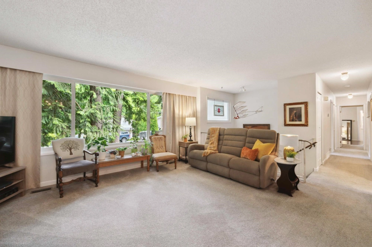 Dining Area Photo of 4037 196a Street, Langley, BC