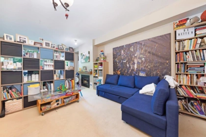 113 9229 University Crescent, Burnaby, BC