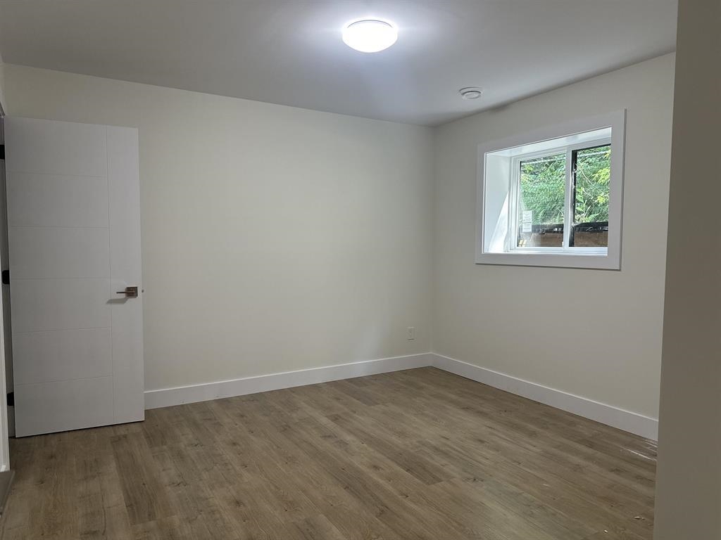 Guest Bathroom Photo of 36716 Dianne Brook Avenue, Abbotsford, BC