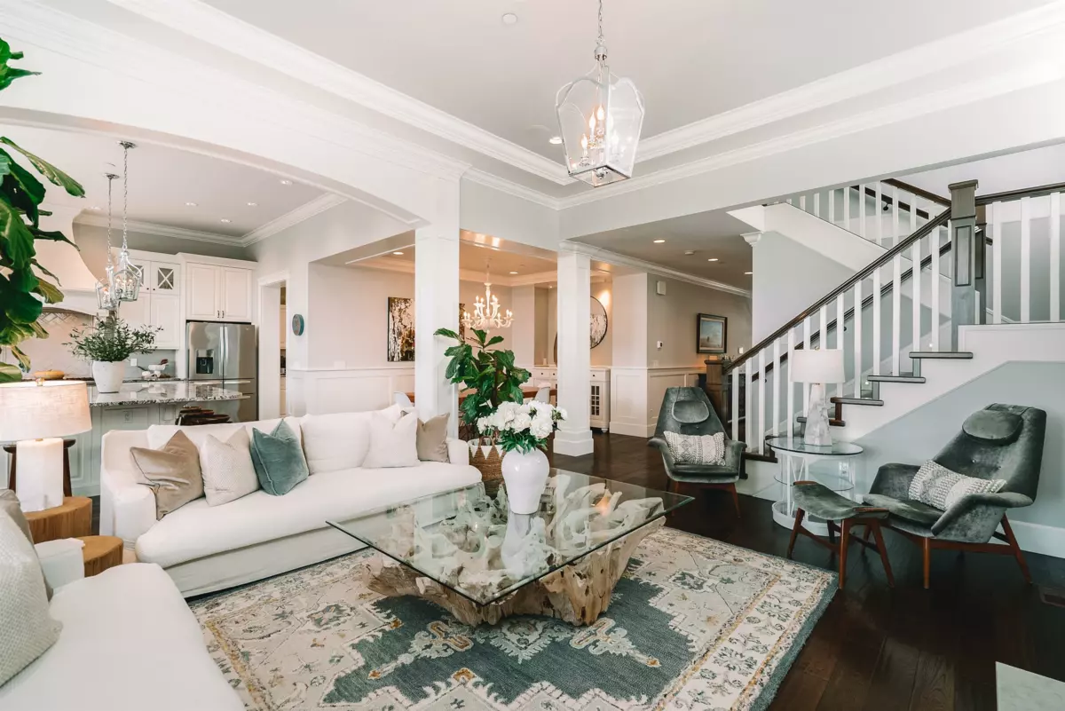 Kitchen Island Photo of 13611 Birdtail Drive, Maple Ridge, BC