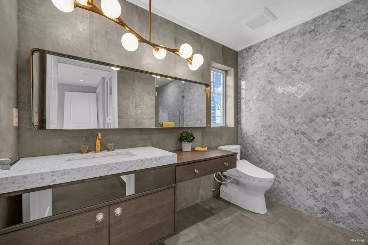 Hallway Photo of 3070 W 44th Avenue, Vancouver, BC