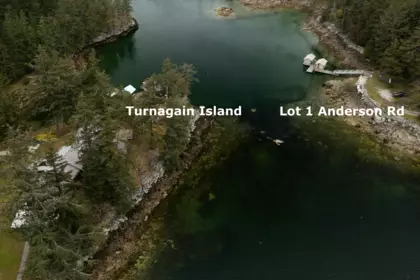 B Turnagain Island, Halfmoon Bay, BC, Halfmoon Bay — Single Family Residence for sale